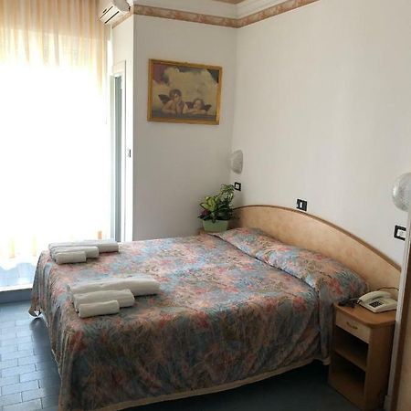 Hotel Augustus غاتيو أ ماري المظهر الخارجي الصورة